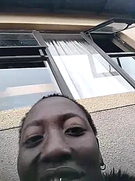 Melanin2002 webcam