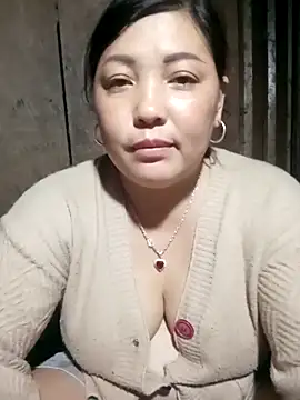 sary-hot2x webcam