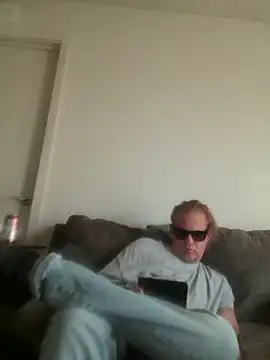 yourMasterisBored webcam