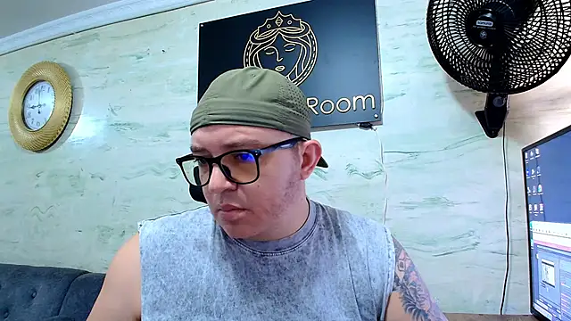 maximo_daddy webcam