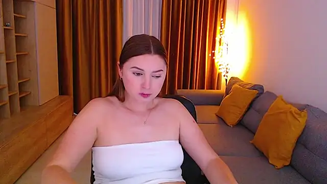 mia_bloomy webcam
