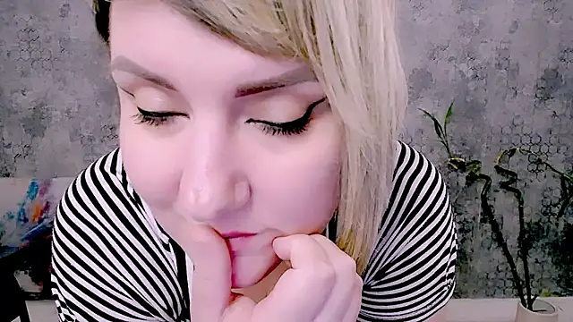 Djullia webcam