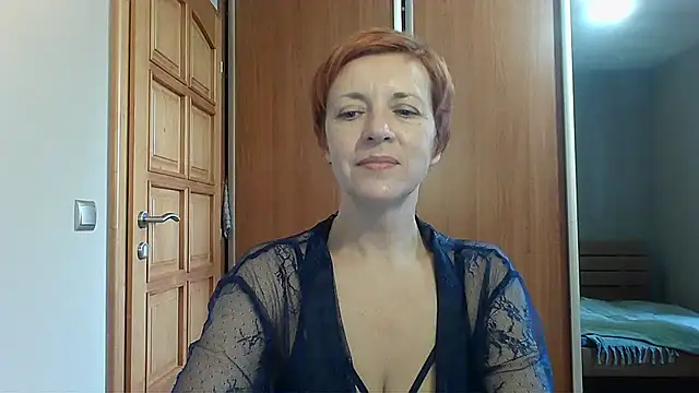 LoraLoraMay webcam