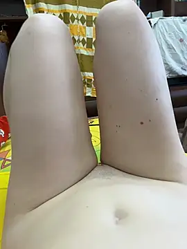 juicygamess (Ask my age) - Show ass
