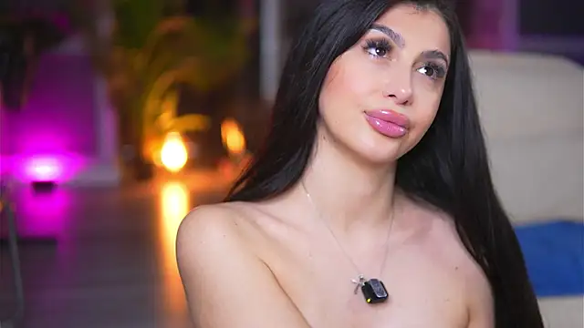 MissMeganMoon webcam