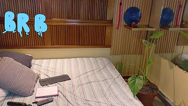 Eli666uwu webcam