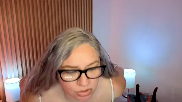 MarianL0ve webcam