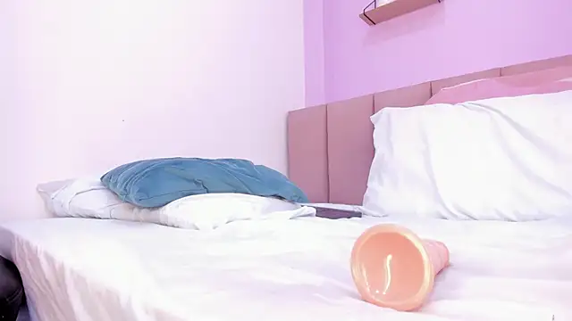camila_scoth