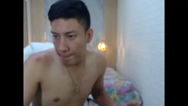 DominantBoy4 webcam