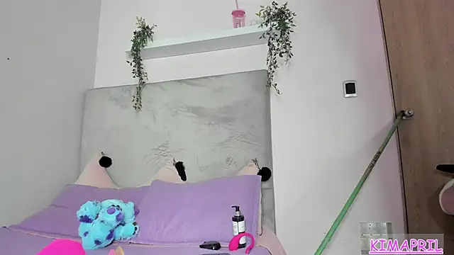 KIMAPRIL webcam