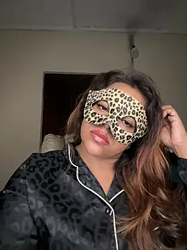 Webcam Model (SLNatasha)  is live.Free join now!