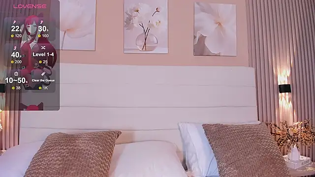LisaLain webcam