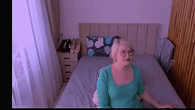 sabrinamacmarren webcam