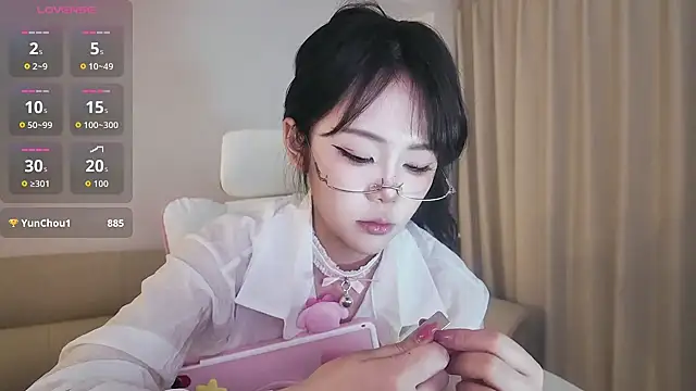 Jolie-22 webcam