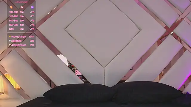 Noa_butterfly_ webcam