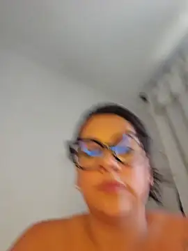 Nicoleefaith_ webcam
