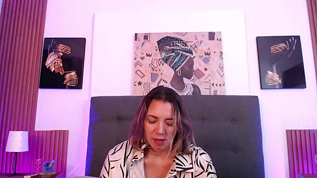 milfsecret69 webcam