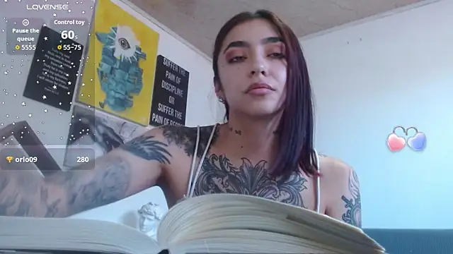 zoebakers_ - ZoeBakers_'s free webcam - UK Sex Cams
