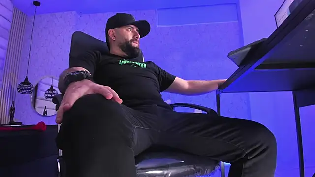 jhon_bear03 (M young) - worship your king until he cum