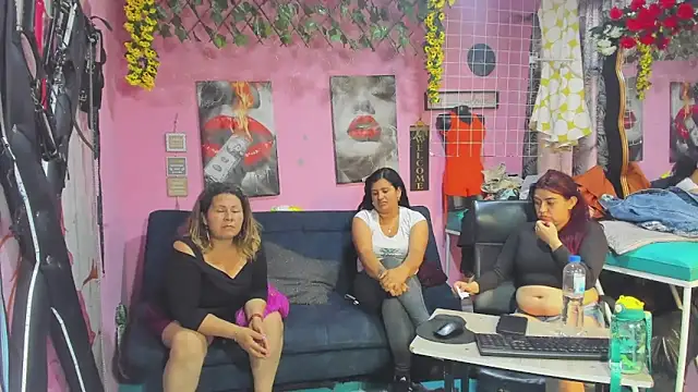 lesbiancuple webcam