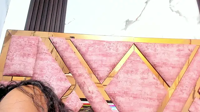 mia_alvares webcam
