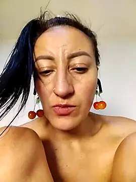 Oriana111 webcam