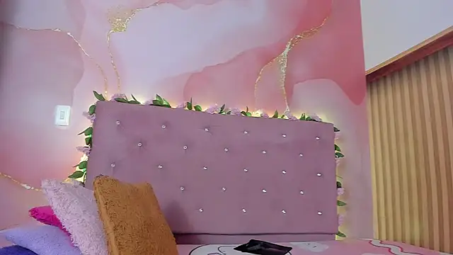 Melanie__Evans webcam