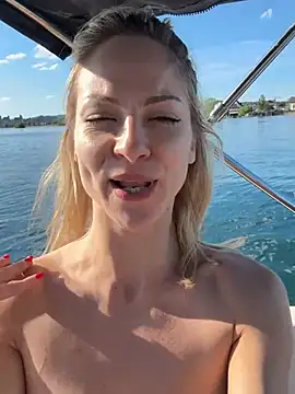missdaisydiamond777 webcam
