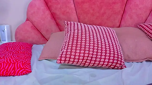 MyApril__ webcam