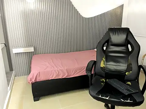 alexj_black_ webcam