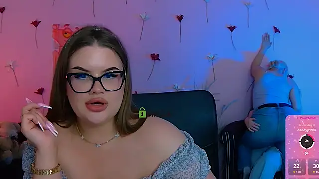 miss_courtney_ webcam