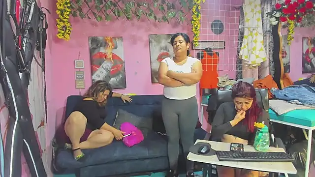 lesbiancuple webcam