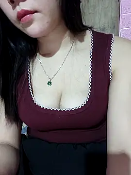 Ngocmai_lazdy webcam