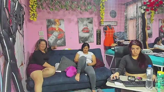 lesbiancuple webcam