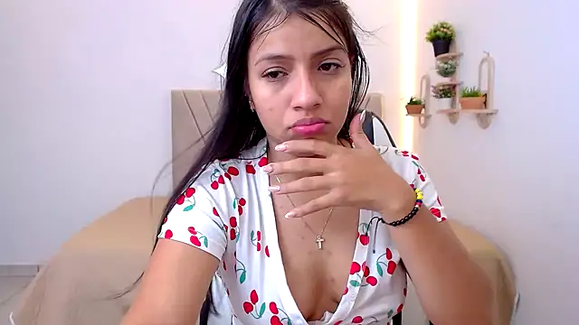 zara_cute webcam