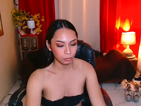kylieEmparado webcam