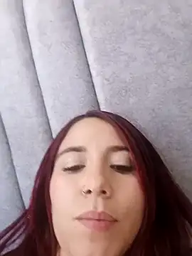 Dayan_white7 webcam