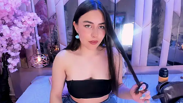 HannaCollins_ webcam