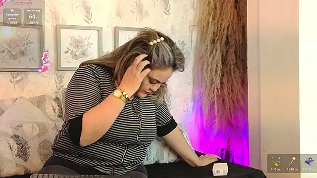 Natashablade__ webcam