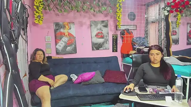 lesbiancuple webcam