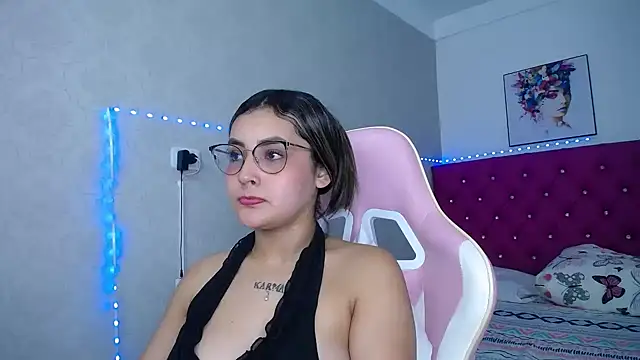 kathe-mills235 webcam