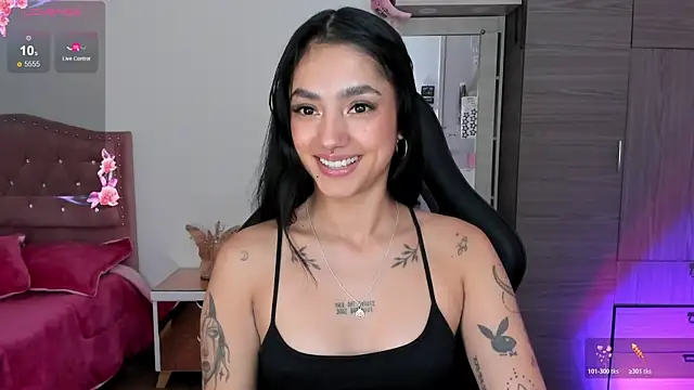 Lizzie_corner_v webcam
