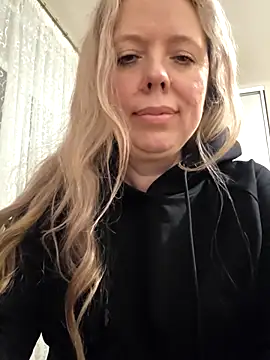 Irina3718 webcam