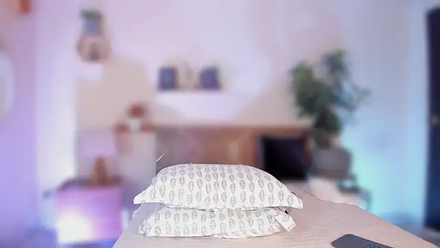 YariRose webcam