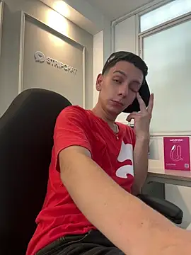 Liam_Fiire webcam