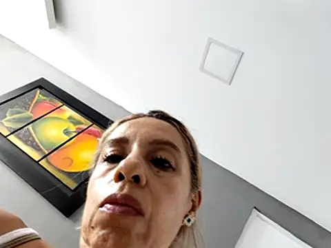 perlahotboobs webcam