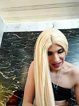 crislingery_dolli live sex cam