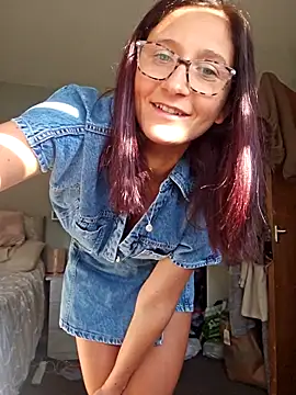 sashababyxx (F young) - Suck something 😈