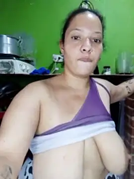 divacaliente1 (F young) - Bathroom Show 🚿✨
