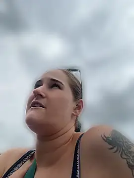 lolabunny9 (F milf) - Mother’s Day is Sunday